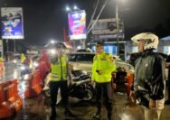 Kapolres Garut AKBP Yugi Hendarto Pantau Langsung Jalur Rawan Macet di Selatan Garut