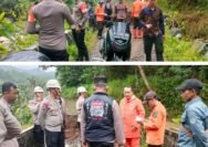 Akses Antar Desa Terputus di Jembatan Ciwaruga, Polisi dan Tim Gabungan Turun Tangan