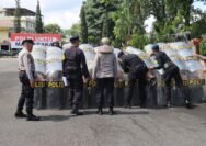 Tingkatkan Profesionalitas, Polres Garut Gelar Latihan Dalmas dan Negosiator
