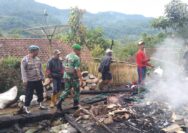 Si jago merah melalap sebuah Rumah Diduga Konsleting Listrik, Rumah Warga di Talegong Ludes Dilalap Api