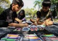 Kiat menghindarkan anak dari bahaya penggunaan media sosial