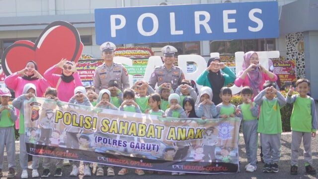 Polres Garut Tanamkan Budaya Tertib Berlalu Lintas Sejak Dini Melalui Program Polisi Sahabat Anak